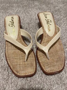 Sam Edelman Dollie Kitten Heel Thong Sandals Size 7.5 Raffia Neutral Heels